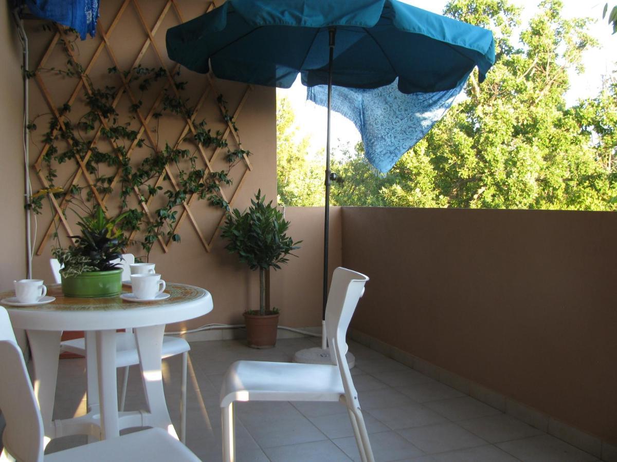 Paklina Apartments Starigrad Paklenica Ngoại thất bức ảnh
